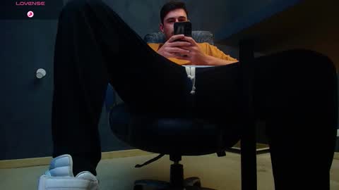 EnzoRace online show from 11/09/25, 07:17