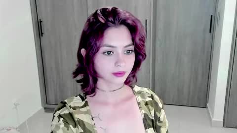 Leyla online show from 09/27/25, 12:26