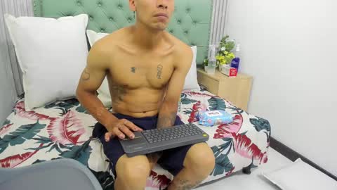 erack_and_emmy online show from 09/23/25, 03:42