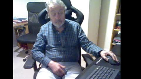Snapshot of erasmus_d chatting on 12/02/24, 06:21 erasmus_d online show from 12/02/24, 06:21