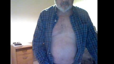 Snapshot of erasmus_d chatting on 01/11/25, 06:33 erasmus_d online show from 01/11/25, 06:33