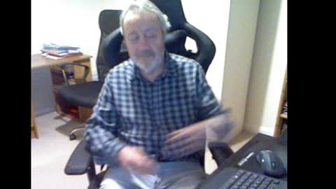 Snapshot of erasmus_d chatting on 01/29/25, 07:32 erasmus_d online show from 01/29/25, 07:32