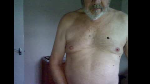 erasmus_d online show from 10/09/25, 05:11