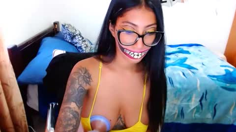 sofia online show from 10/03/25, 10:40