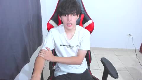 eren_tatakae online show from 10/20/25, 03:07