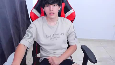 eren_tatakae online show from 10/31/25, 07:26