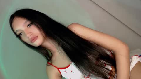 Snapshot of eres_guapa chatting on 02/07/25, 10:09 Elisa online show from 02/07/25, 10:09