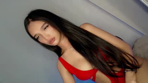 Snapshot of eres_guapa chatting on 02/20/25, 02:07 Elisa online show from 02/20/25, 02:07