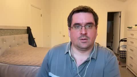 Snapshot of eric_heim chatting on 11/10/25, 09:58 eric heim online show from 11/10/25, 09:58