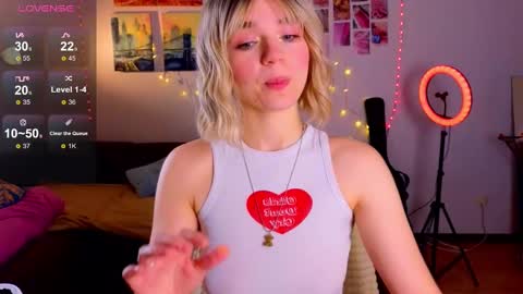 Erica Winterr online show from 02/02/25, 04:59