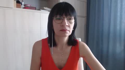 ericablack8 online show from 09/16/25, 08:37
