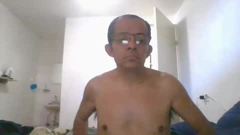 Snapshot of erichpollo chatting on 03/02/25, 05:04 erichpollo online show from 03/02/25, 05:04