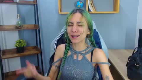 E R I K A - SAGITARIO..... online show from 10/07/25, 03:09