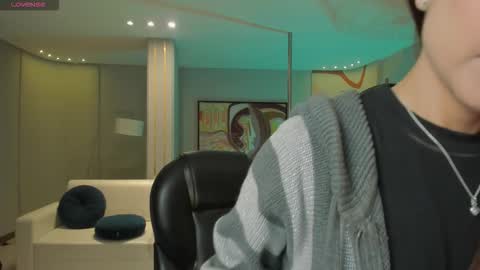 Erika Benz online show from 10/27/25, 12:20