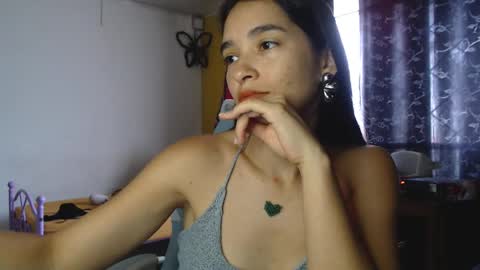 erina_1 online show from 02/01/25, 05:05
