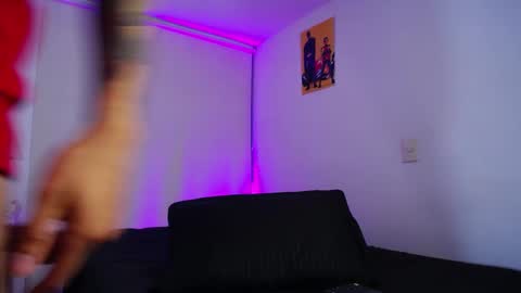 Snapshot of eros_chipre chatting on 02/15/25, 10:44 Eros online show from 02/15/25, 10:44