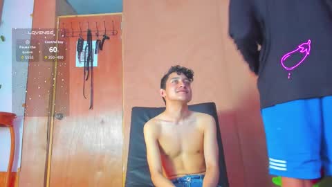 Snapshot of eros_fang chatting on 09/27/25, 12:32 eros_fang online show from 09/27/25, 12:32