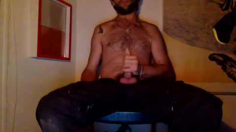 Snapshot of eroselavie chatting on 10/08/25, 07:11 eroselavie online show from 10/08/25, 07:11