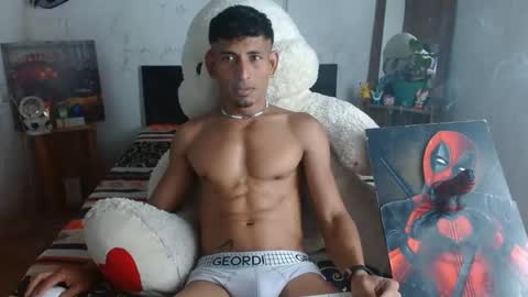 Snapshot of erotic_city_boyz69 chatting on 01/28/25, 05:22 WILL online show from 01/28/25, 05:22