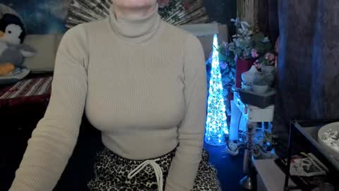 Snapshot of erotic_dessire chatting on 12/26/24, 11:13 Eve online show from 12/26/24, 11:13