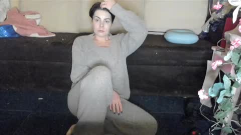 Snapshot of erotic_dessire chatting on 01/06/25, 10:26 Eve online show from 01/06/25, 10:26