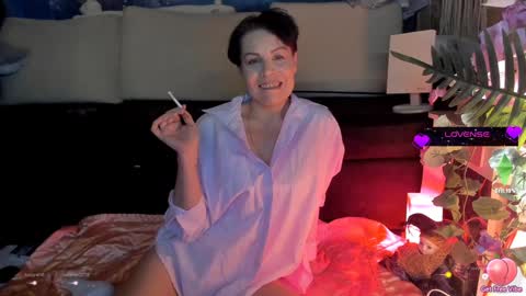 Snapshot of erotic_dessire chatting on 01/21/25, 08:11 Eve online show from 01/21/25, 08:11