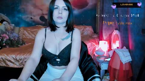 Snapshot of erotic_dessire chatting on 02/19/25, 06:32 Eve online show from 02/19/25, 06:32