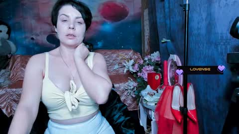 Snapshot of erotic_dessire chatting on 02/23/25, 03:29 Eve online show from 02/23/25, 03:29