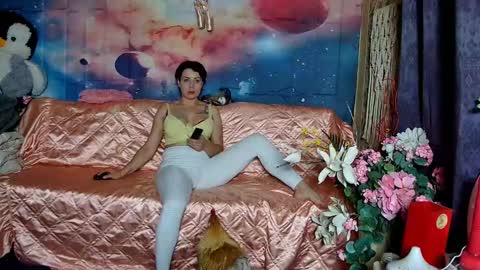 Snapshot of erotic_dessire chatting on 02/23/25, 06:34 Eve online show from 02/23/25, 06:34