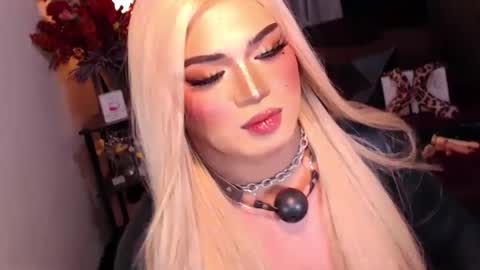 Snapshot of eroticfowler69 chatting on 01/02/25, 12:35 Anastasia online show from 01/02/25, 12:35