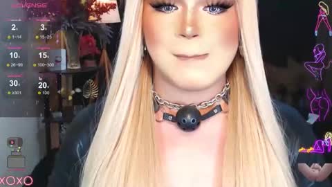 Snapshot of eroticfowler69 chatting on 02/15/25, 06:55 Anastasia online show from 02/15/25, 06:55