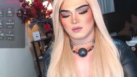 Snapshot of eroticfowler69 chatting on 02/21/25, 05:20 Anastasia online show from 02/21/25, 05:20