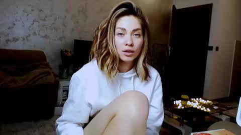 LylaXXX online show from 03/10/25, 11:10