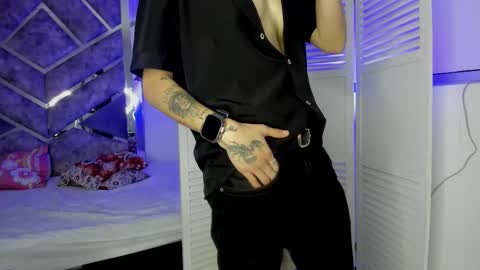 Eryx online show from 11/22/25, 02:27