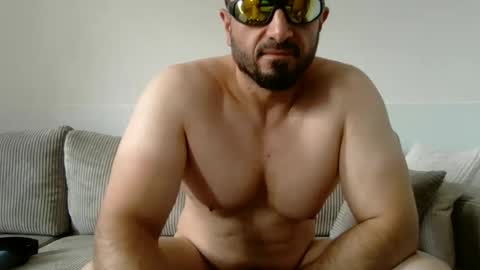 Snapshot of escapee4a chatting on 09/17/25, 08:38 samshiro4k online show from 09/17/25, 08:38