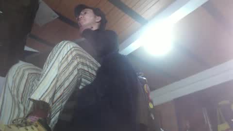 Eskela911 online show from 12/15/24, 01:35