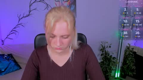 esma_shine online show from 10/09/25, 04:49