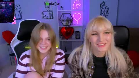 esma_shine online show from 10/14/25, 07:47