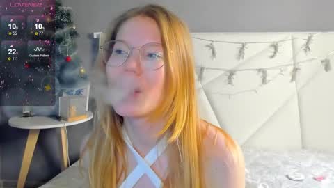Snapshot of esme_runn chatting on 01/18/25, 01:18 Esme Runn online show from 01/18/25, 01:18
