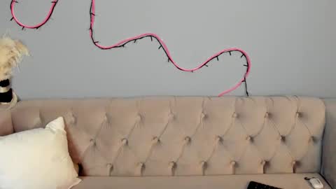 Snapshot of esme_runn chatting on 02/03/25, 10:03 Esme Runn online show from 02/03/25, 10:03