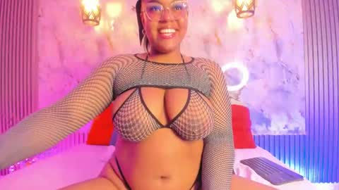 Snapshot of esmeralda_duarte chatting on 01/22/25, 09:02 esmeralda online show from 01/22/25, 09:02