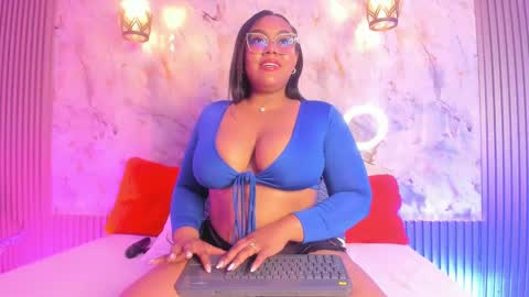 Snapshot of esmeralda_duarte chatting on 01/28/25, 09:08 esmeralda online show from 01/28/25, 09:08