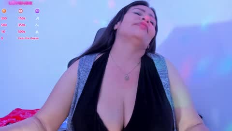 esme online show from 12/03/24, 11:35