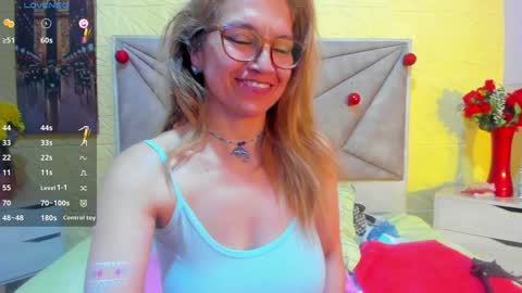 Snapshot of esmeralda_oikos chatting on 02/06/25, 12:22 Esmeralda .INDEPENDENT MODEL online Monday to Saturday 3 pm Chicago online show from 02/06/25, 12:22