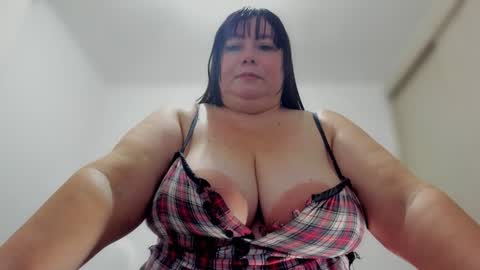 Snapshot of esmeraldo_mfc chatting on 12/16/24, 11:07 Esmeralda online show from 12/16/24, 11:07