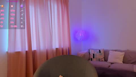 Esmi online show from 02/01/25, 01:09