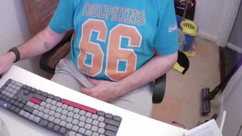 Morph online show from 11/14/25, 09:02