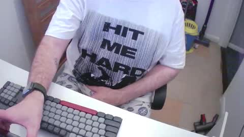 Morph online show from 11/18/25, 09:41