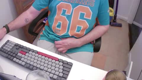 Morph online show from 11/23/25, 08:52