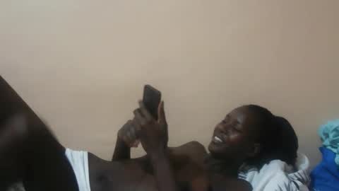 Snapshot of essie_n chatting on 10/11/25, 11:47 Eddah online show from 10/11/25, 11:47